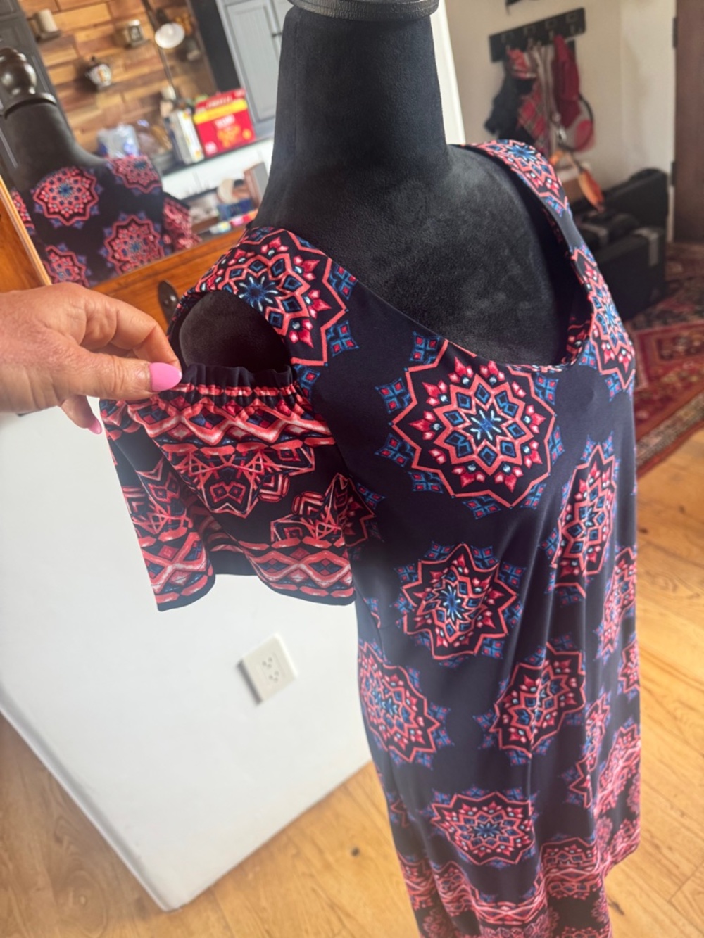 WHITE HOUSE BLACK MARKET WOMEN'S SIZE SMALL DRESS EXCELLENT CONDITION RED & NAVY